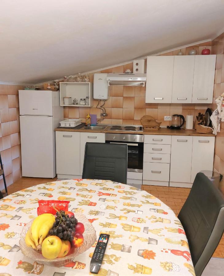 Appartement Popi 2 à Klenovica Extérieur photo